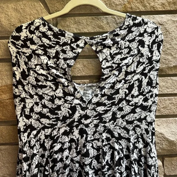 Hot Topic Disney 101 Dalmatians Dog Print Dress Black White Disneyland resort - Picture 8 of 9